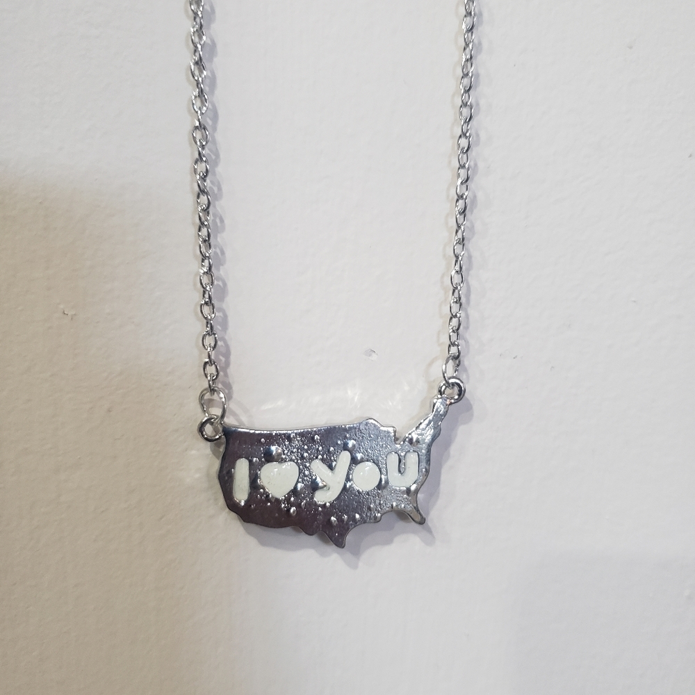 NECKLACE I 💘 U